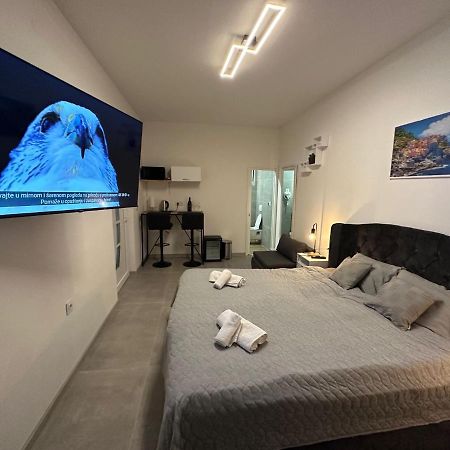 Venite Rooms Velika Exteriér fotografie