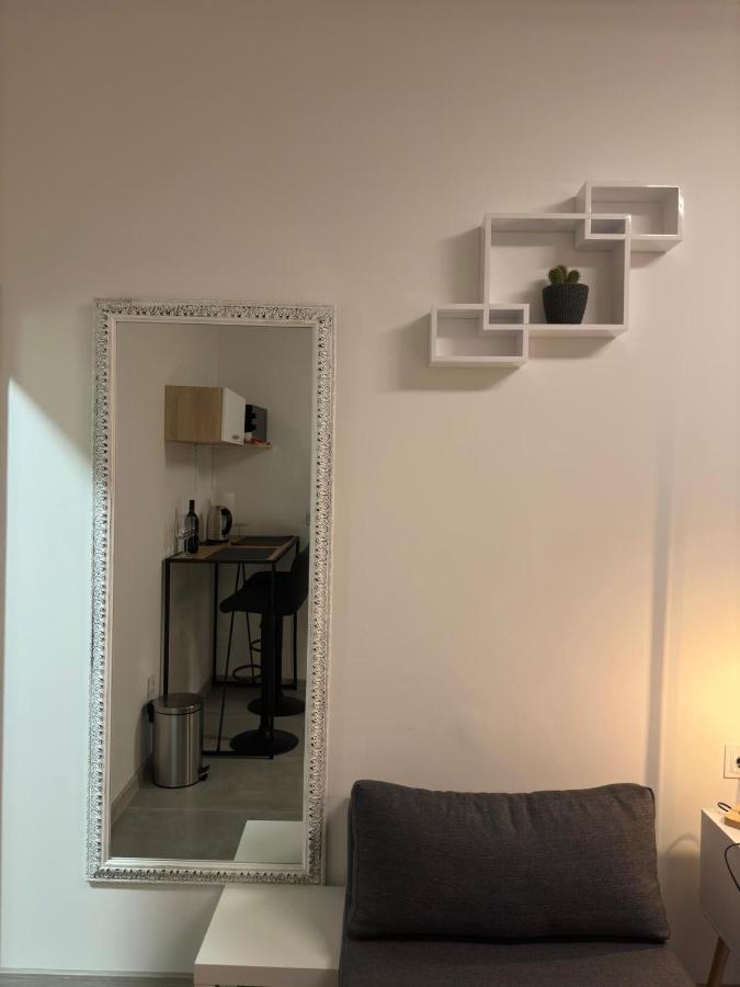 Venite Rooms Velika Exteriér fotografie